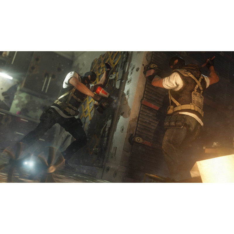 Captura de pantalla del gameplay de Tom Clancys Rainbow 6 Siege X para PlayStation 5 mostrando acción intensa en el juego.
