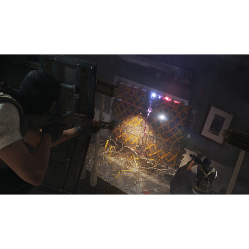 Captura de pantalla del gameplay de Tom Clancys Rainbow 6 Siege X para PlayStation 5 mostrando acción intensa en el juego.