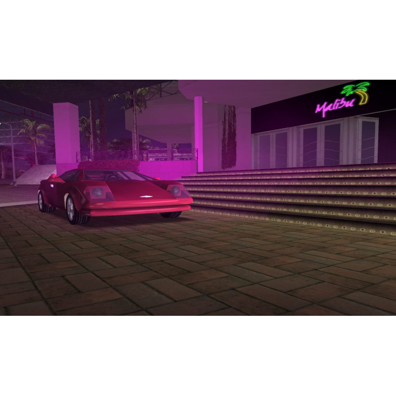 Captura de pantalla del gameplay de Grand Theft Auto: The Trilogy en PlayStation 4 mostrando acción en la ciudad.