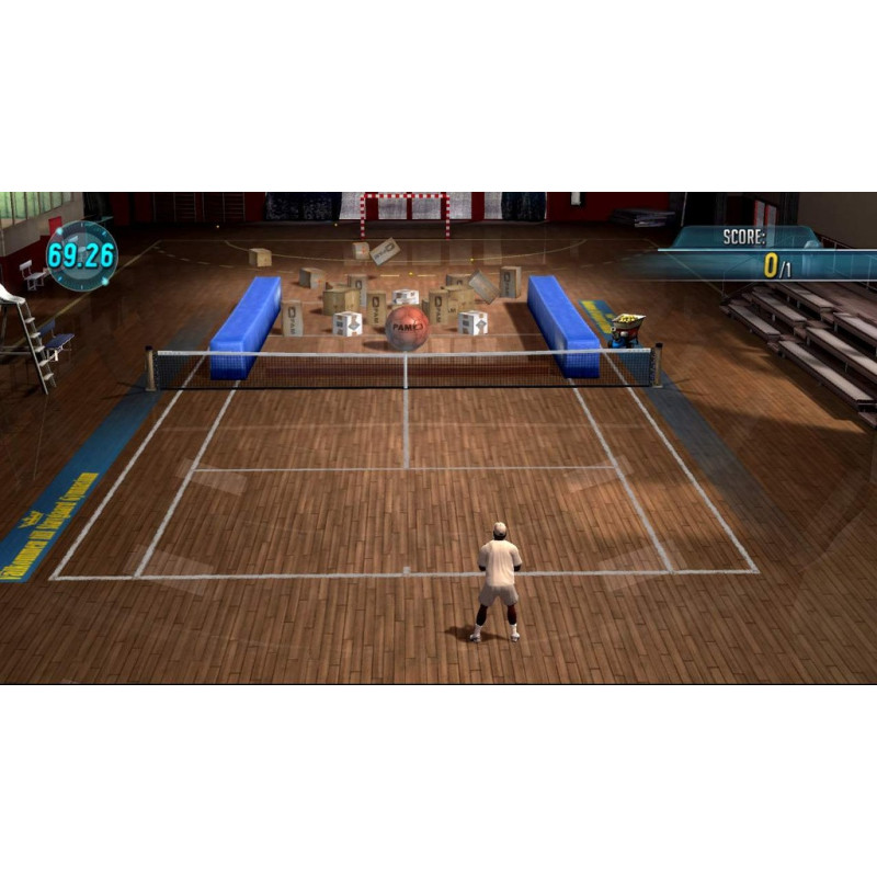 Captura de pantalla del gameplay de Top Spin 2K25 para PlayStation 5 mostrando acción en la cancha de tenis.