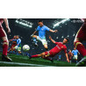 Captura de pantalla del gameplay de FC 25 para Nintendo Switch mostrando acción en el campo de fútbol.