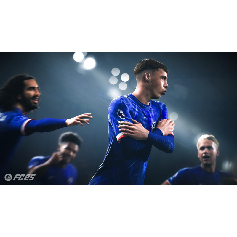 Captura de pantalla del gameplay de FC 25 para Nintendo Switch mostrando acción en el campo de fútbol