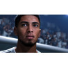 Captura de pantalla del gameplay de EA SPORTS FC 26 en Nintendo Switch mostrando acción en el campo.